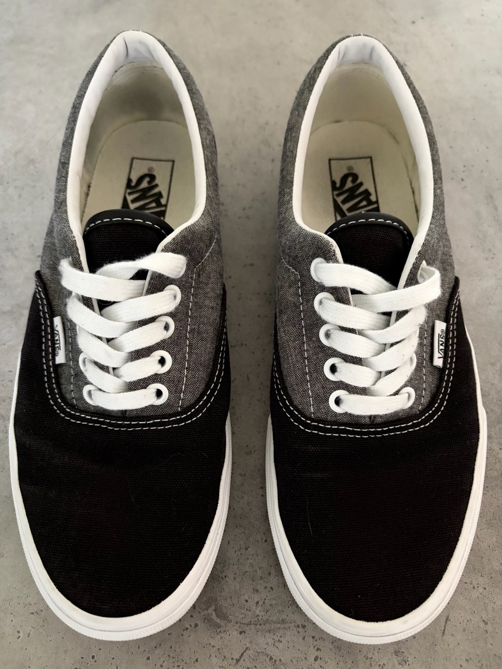 Vans Era shoes
